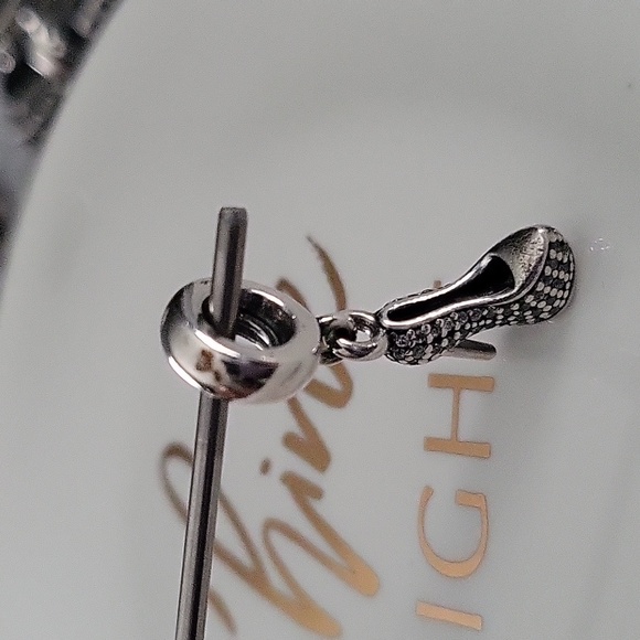 Pandora Sparkling Stiletto charm - Picture 5 of 7